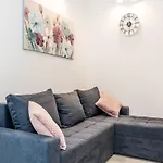 Apartment Vesna By Interhome