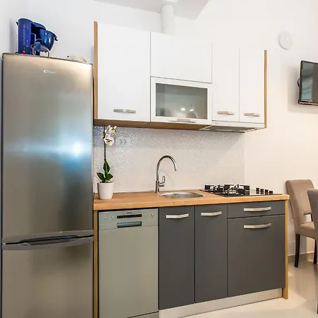 Apartamento Apartment Apartmani Vesna Grebastica By Interhome Grebaštica