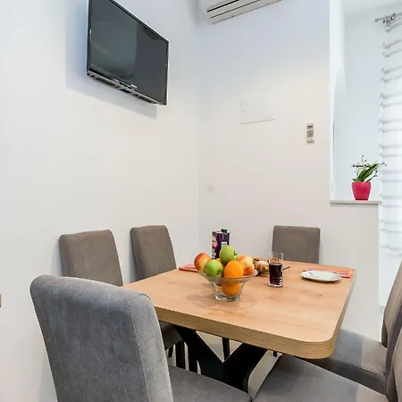 Vesna By Interhome Appartement