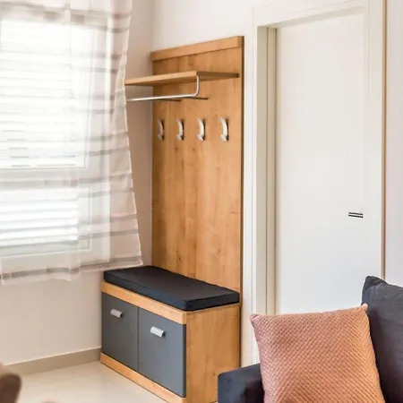 Vesna By Interhome * Grebaštica