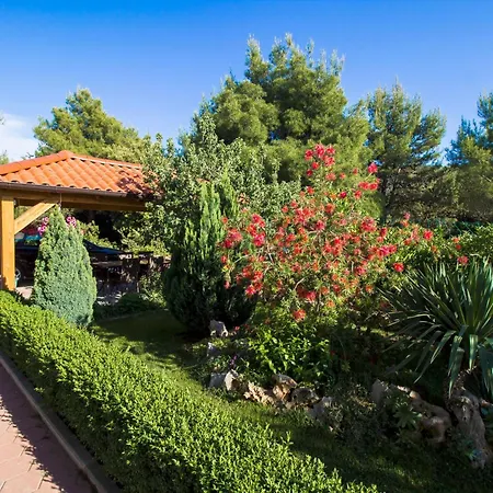 Apartment Apartmani Vesna Grebastica By Interhome Grebaštica