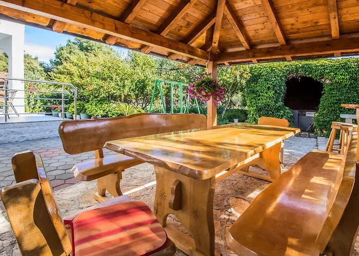 Apartamento Apartment Apartmani Vesna Grebastica By Interhome *